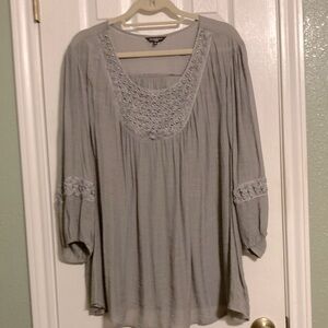 Hannah Woman light gray embellished pearl long sleeve beautiful blouse